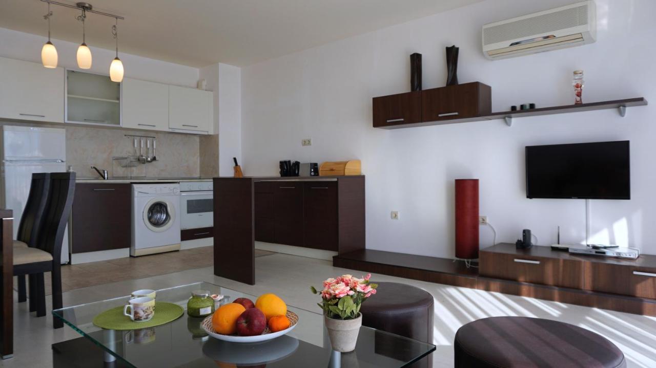 Апартаменти Свети Георги - Saint George Apartments Καβάρνα Εξωτερικό φωτογραφία