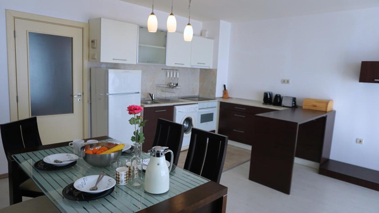 Апартаменти Свети Георги - Saint George Apartments Καβάρνα Εξωτερικό φωτογραφία