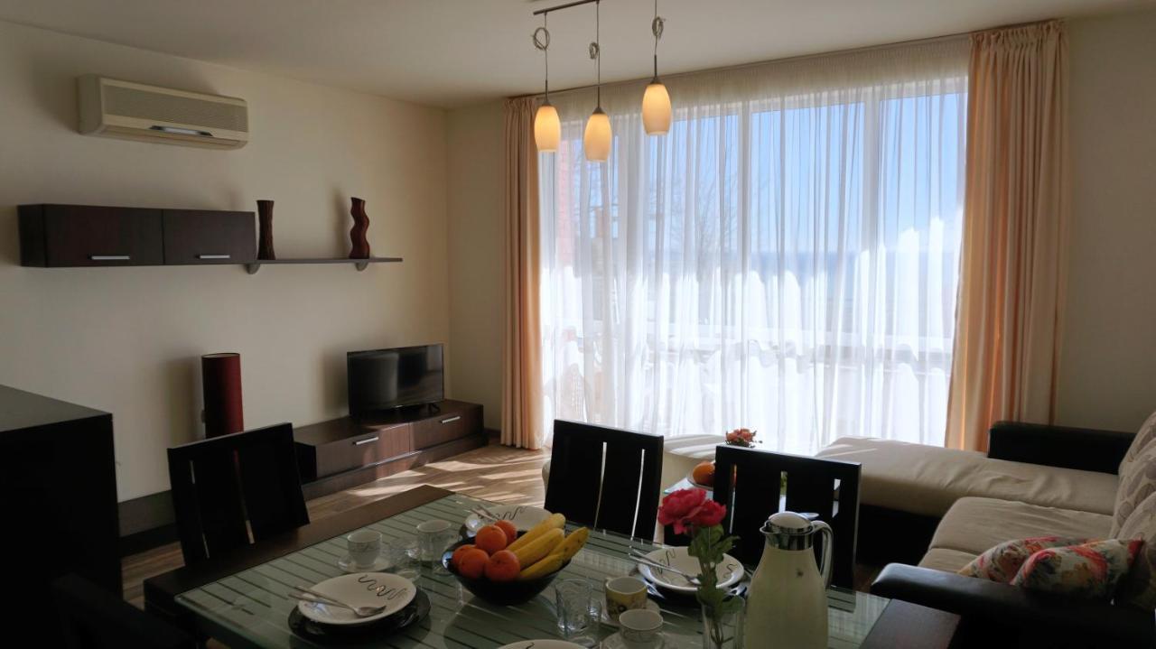 Апартаменти Свети Георги - Saint George Apartments Καβάρνα Εξωτερικό φωτογραφία