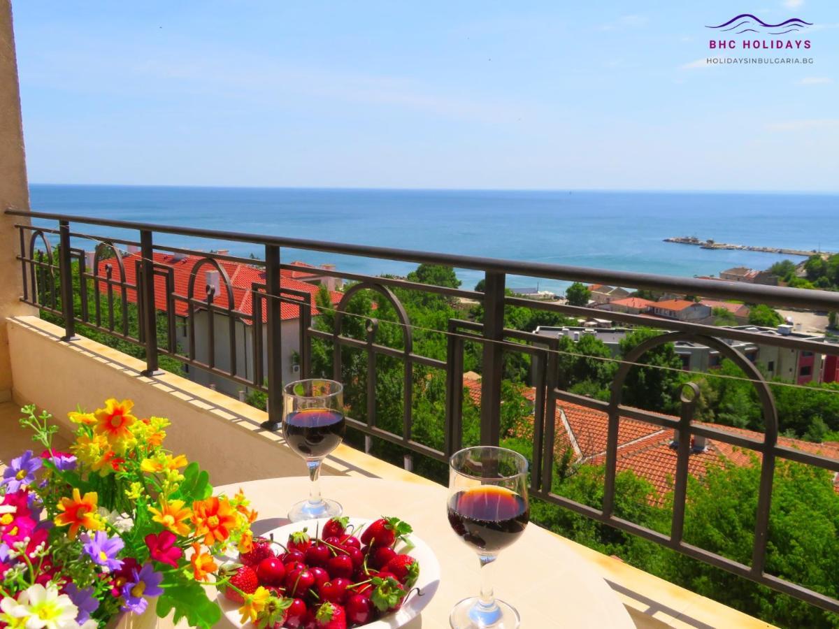 Апартаменти Свети Георги - Saint George Apartments Καβάρνα Εξωτερικό φωτογραφία